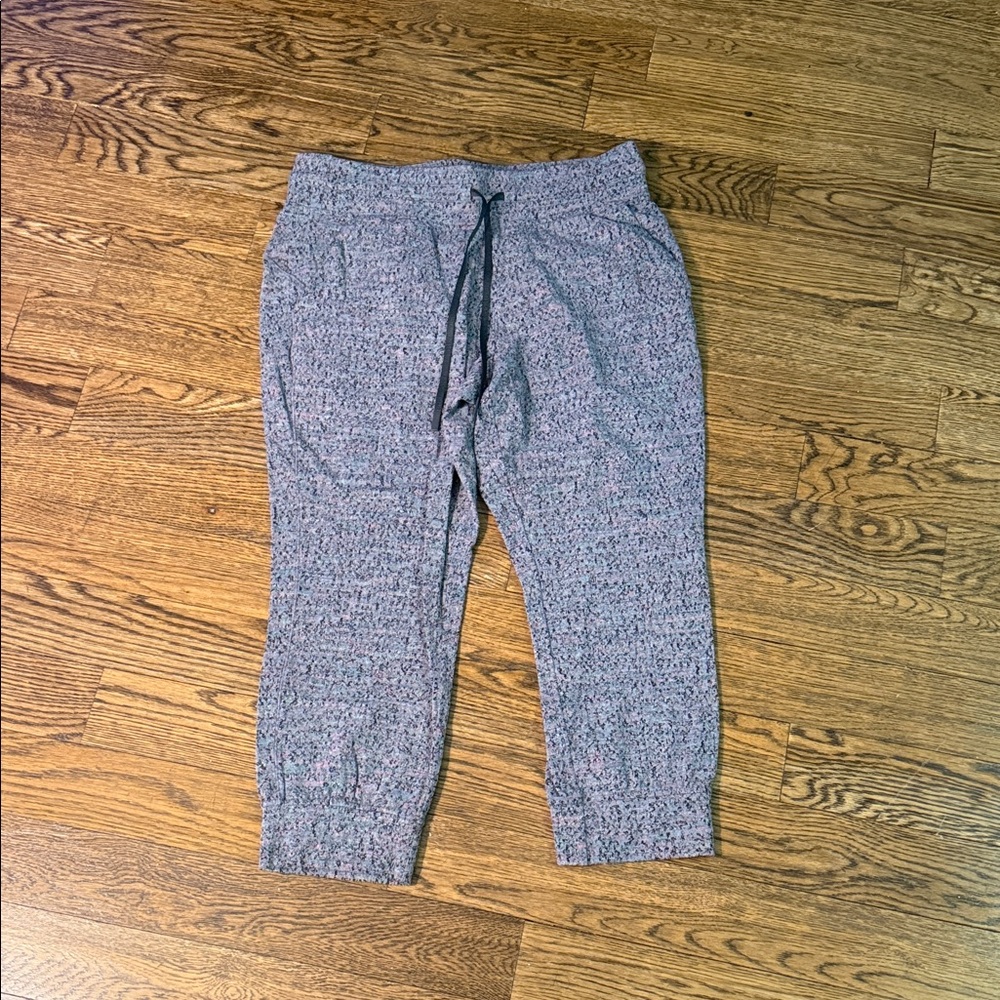 Lululemon Unique Pink Grey Black Multi Jogger Pants Drawstring EUC pockets